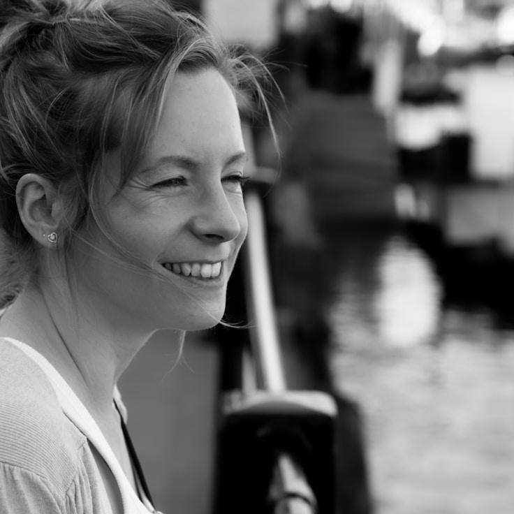 Portrait of Leena Sharma meditation instructor